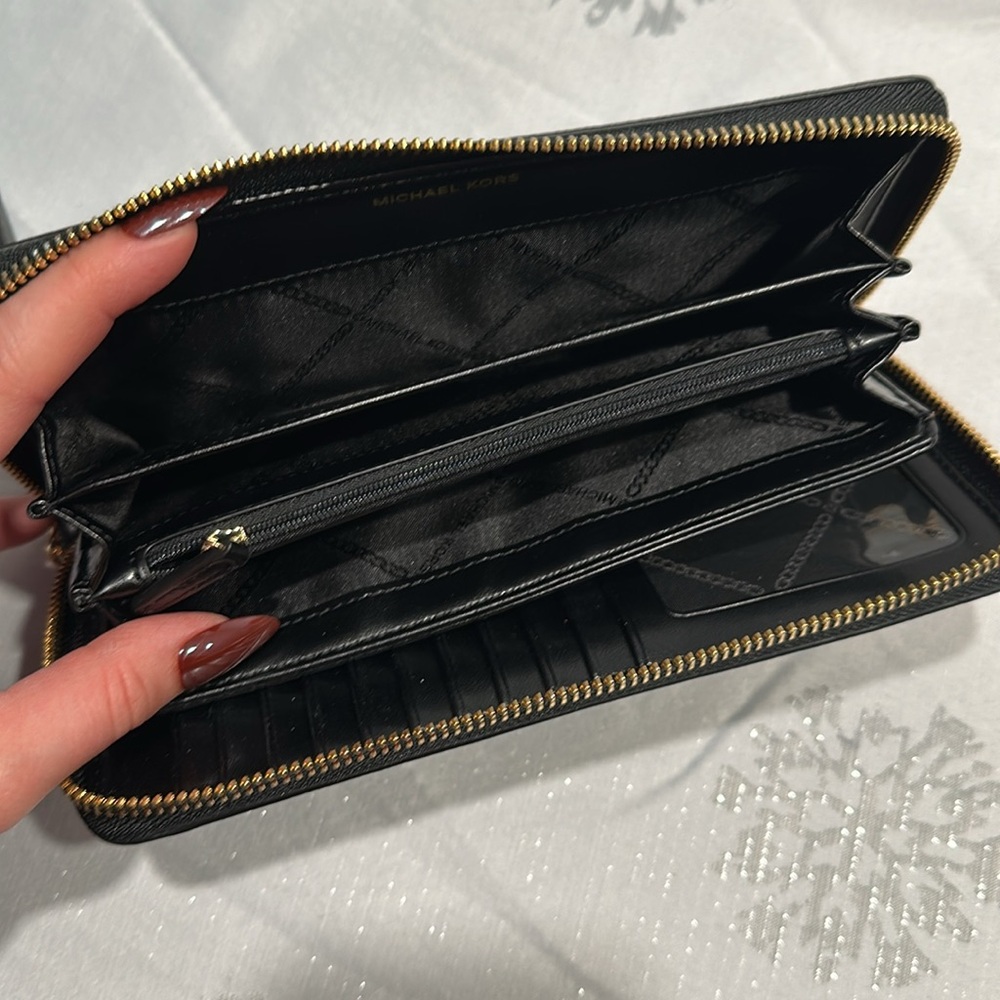 Michael Kors Leather Continental Wristlet - Picture 7 of 7